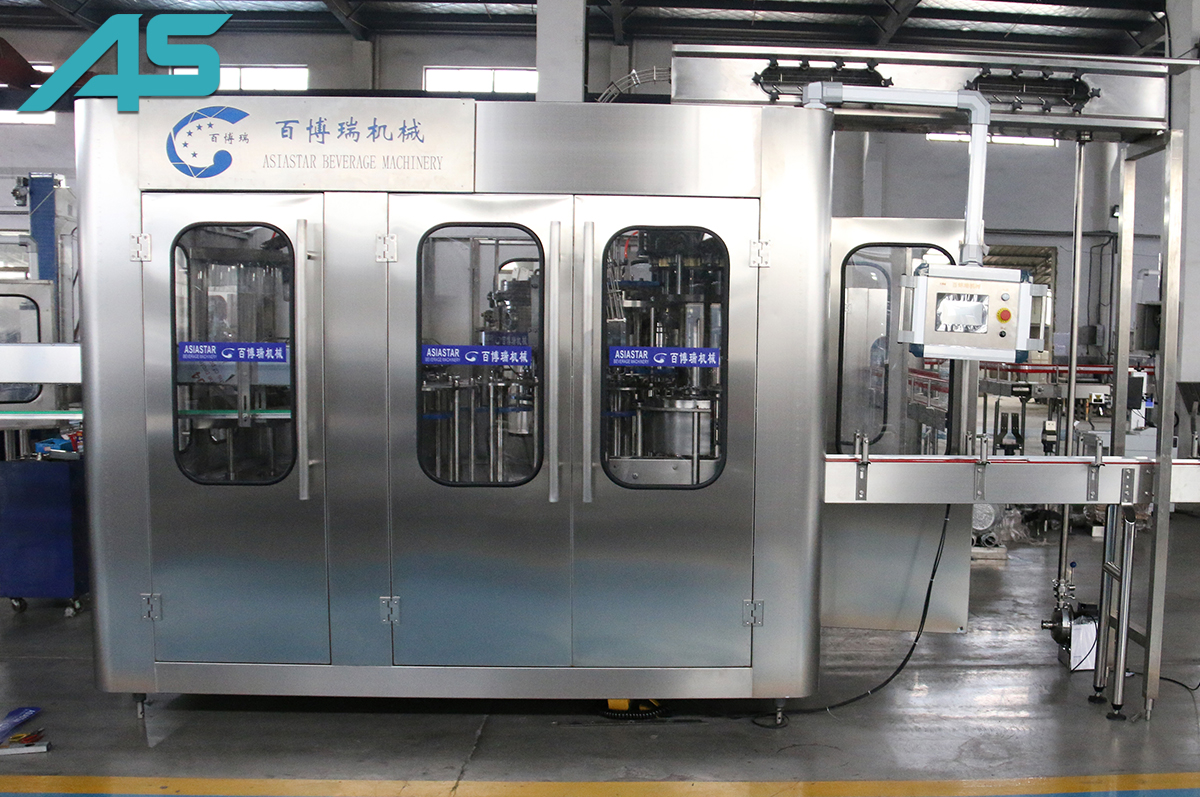 PET瓶含氣飲料灌裝機(jī)